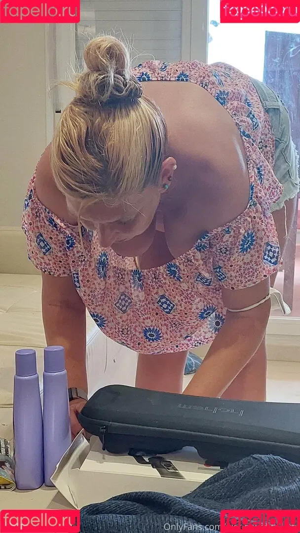 wet-naughty-kitty Onlyfans Photo Gallery 