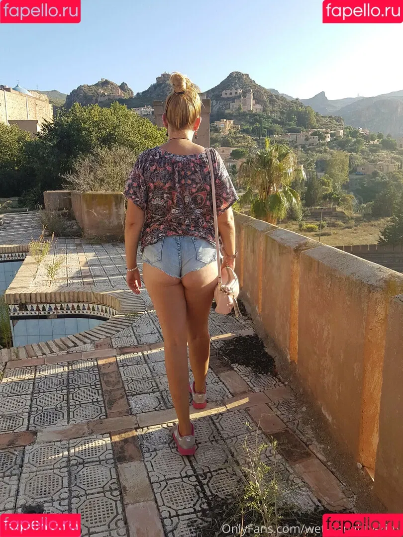 wet-naughty-kitty Onlyfans Photo Gallery 