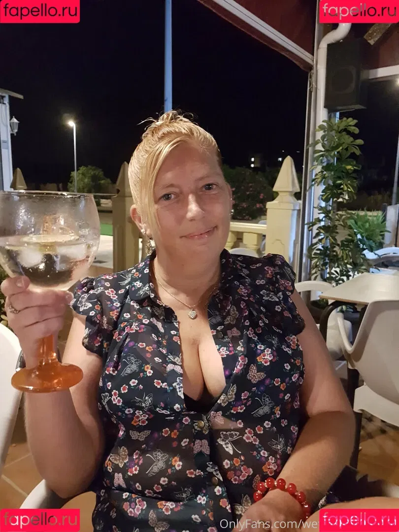 wet-naughty-kitty Onlyfans Photo Gallery 