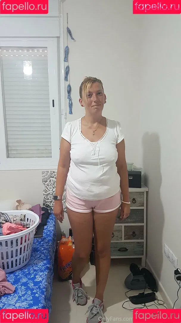 wet-naughty-kitty Onlyfans Photo Gallery 