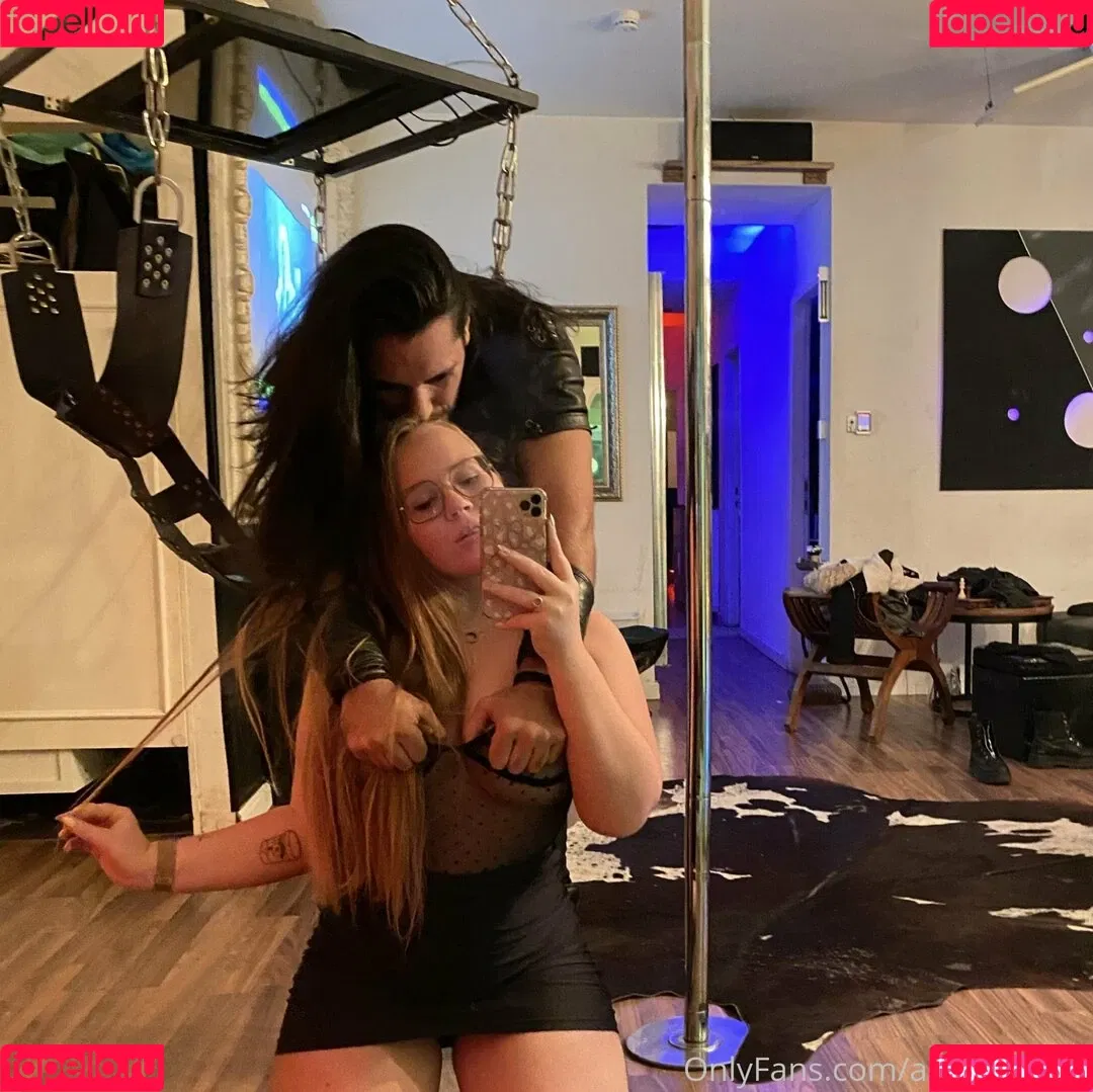 Arinicookies Onlyfans Photo Gallery 