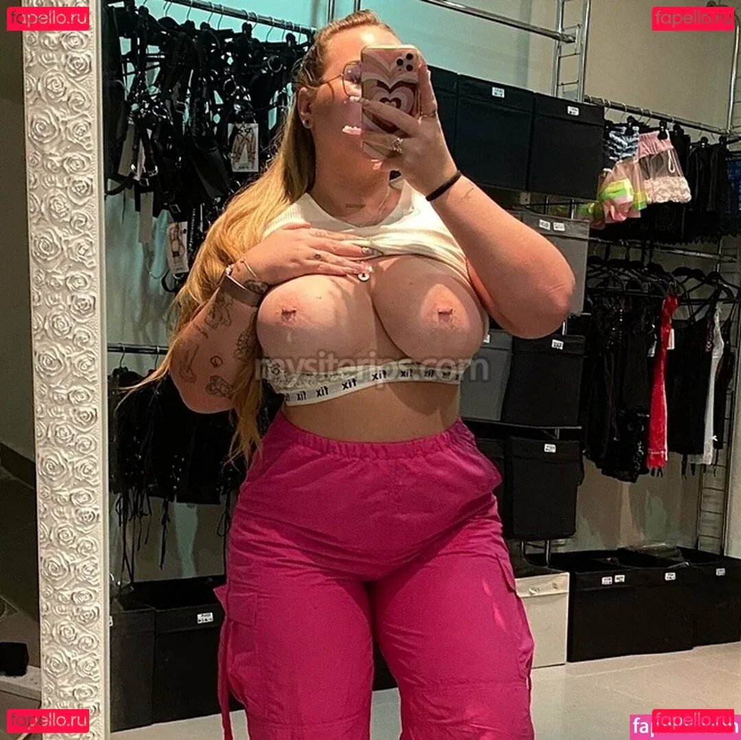 Arinicookies Onlyfans Photo Gallery 