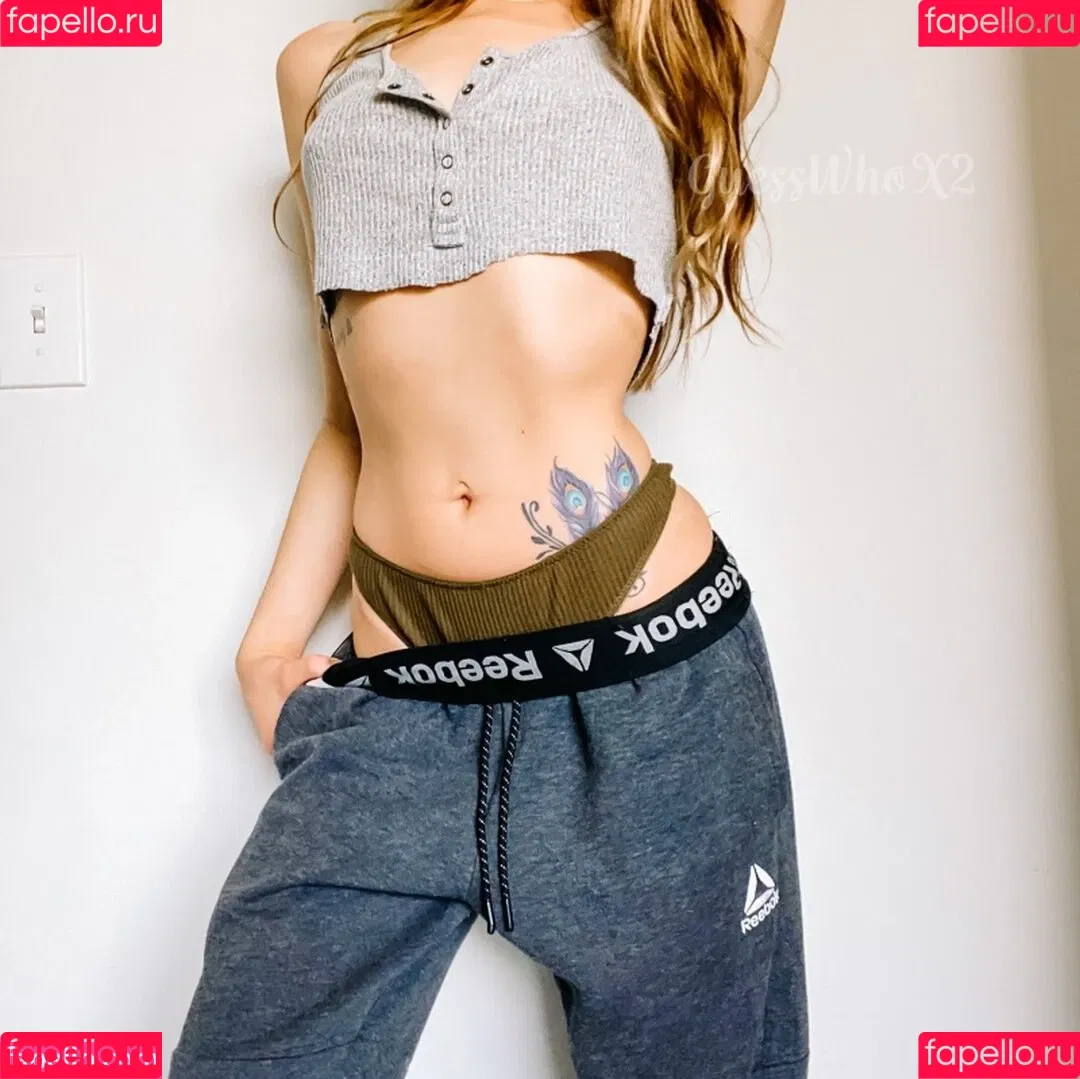 GuessWhoX2 Onlyfans Photo Gallery 