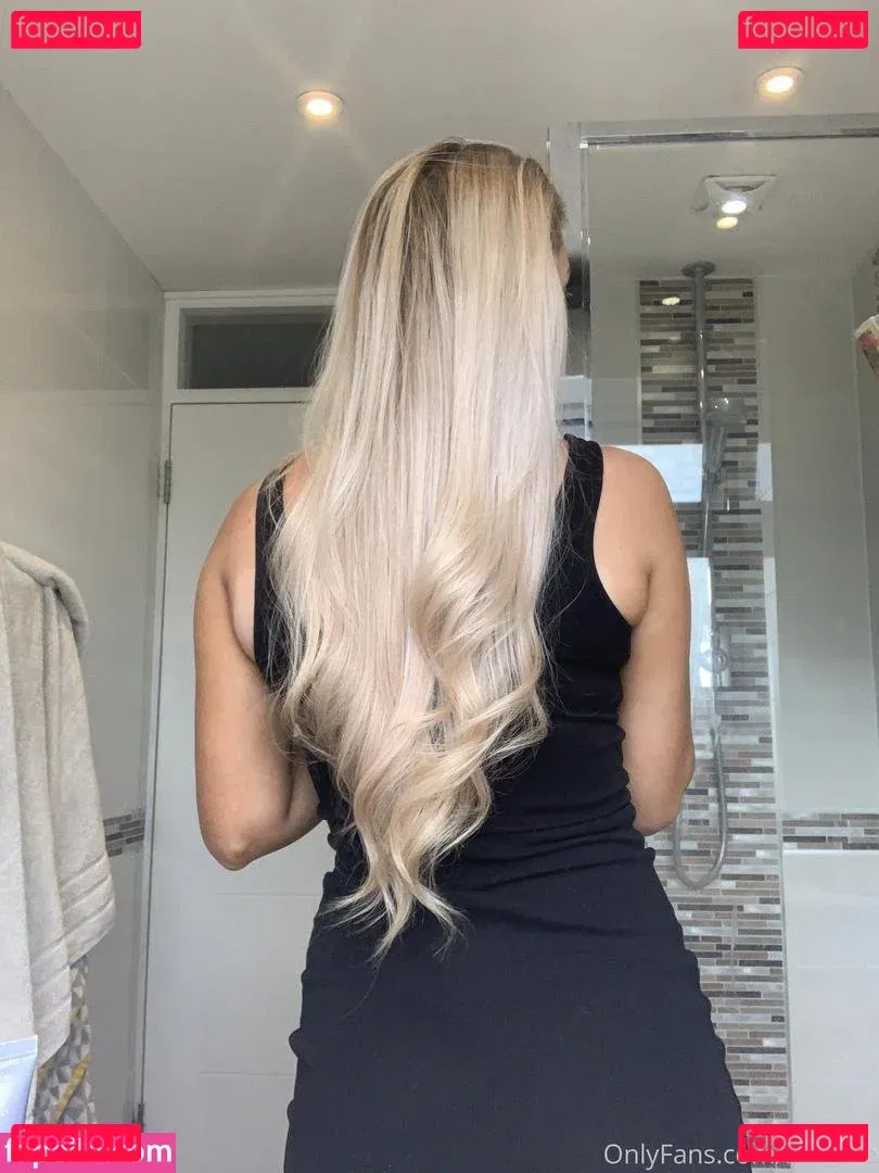 xlexiraex Onlyfans Photo Gallery 