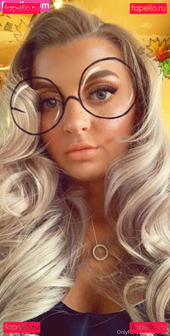 xlexiraex Onlyfans Photo Gallery 