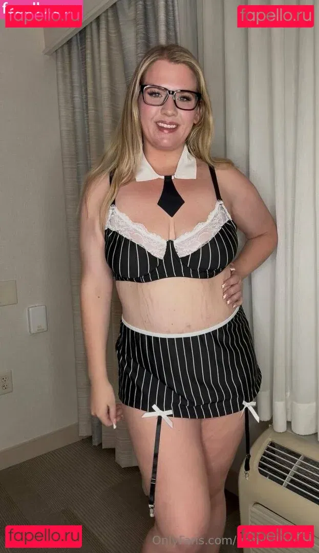 urfavkittykatt Onlyfans Photo Gallery 