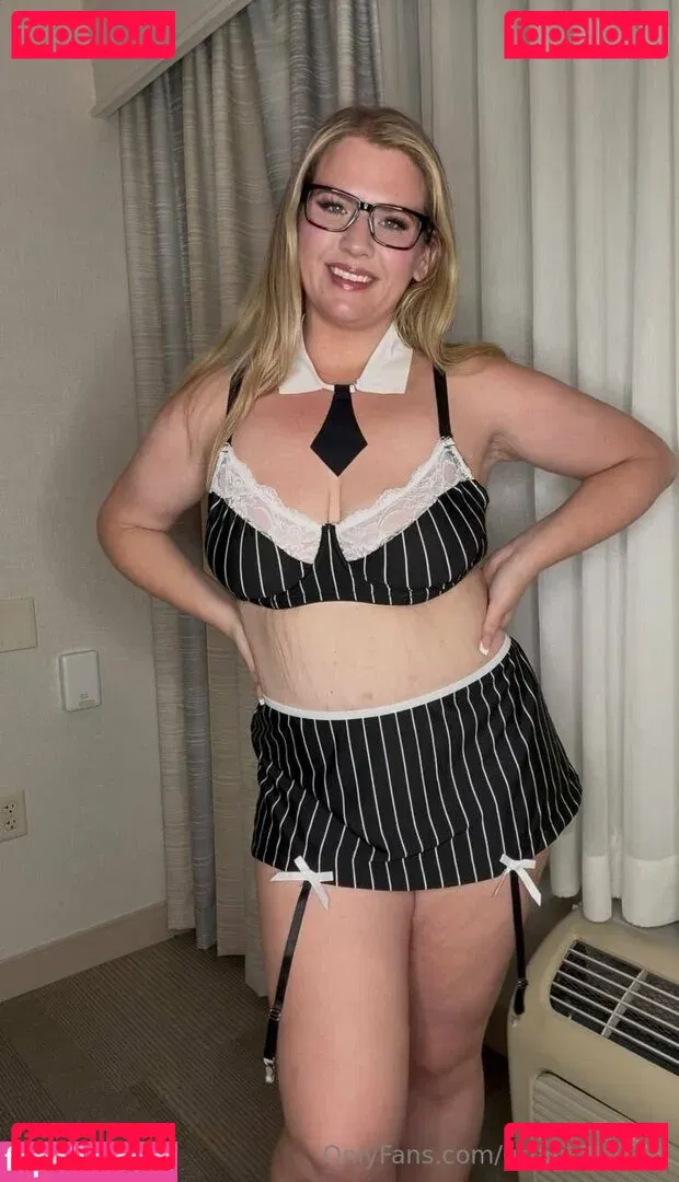 urfavkittykatt Onlyfans Photo Gallery 