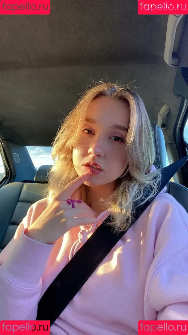 DollHole / GrabFuck Onlyfans Photo Gallery 