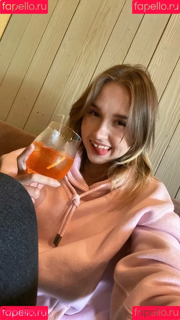 DollHole / GrabFuck Onlyfans Photo Gallery 