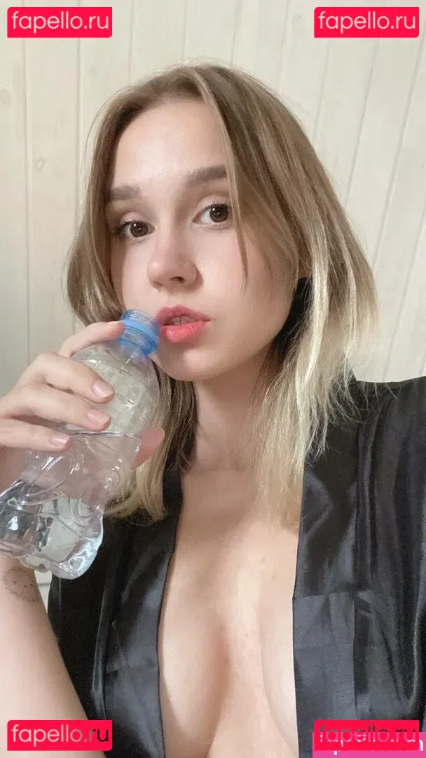 DollHole / GrabFuck Onlyfans Photo Gallery 