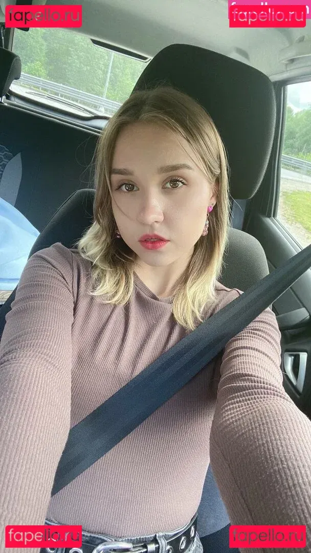 DollHole / GrabFuck Onlyfans Photo Gallery 