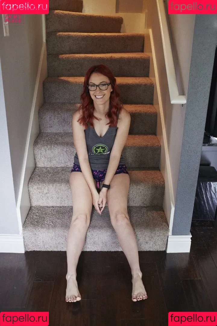 MIMP Onlyfans Photo Gallery 