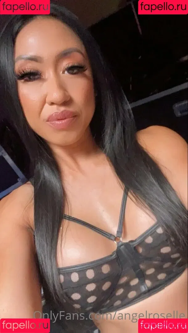 angelroselle Onlyfans Photo Gallery 