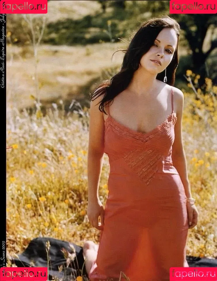 Christina Ricci Onlyfans Photo Gallery 