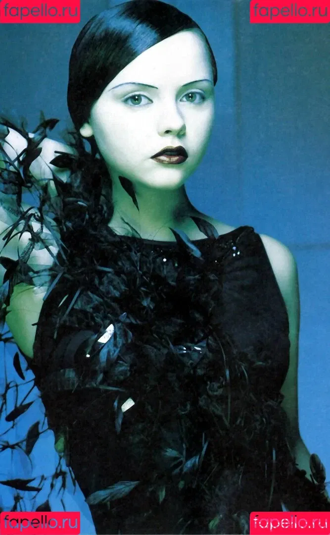 Christina Ricci Onlyfans Photo Gallery 