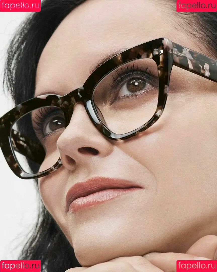 Christina Ricci Onlyfans Photo Gallery 