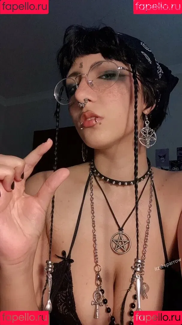 Itzel2002 Onlyfans Photo Gallery 