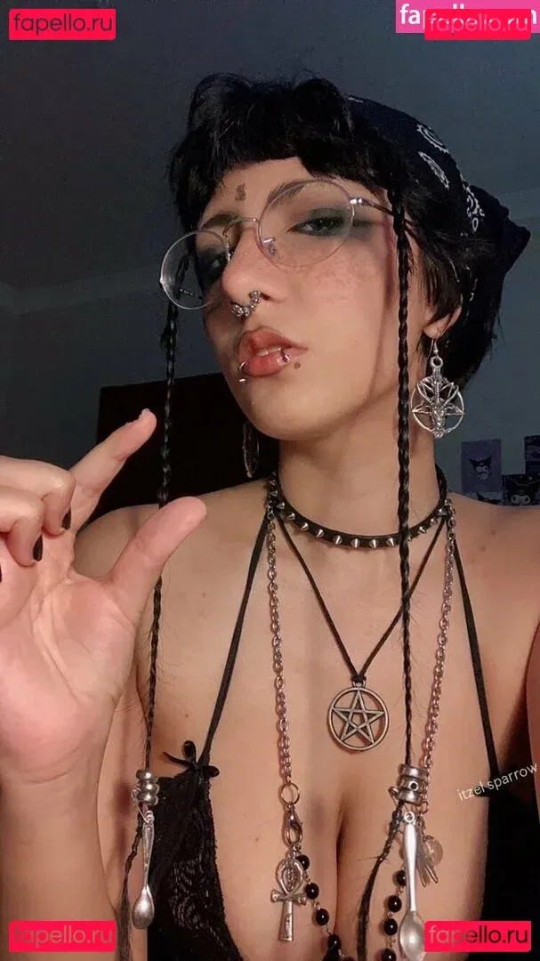 Itzel2002 Onlyfans Photo Gallery 