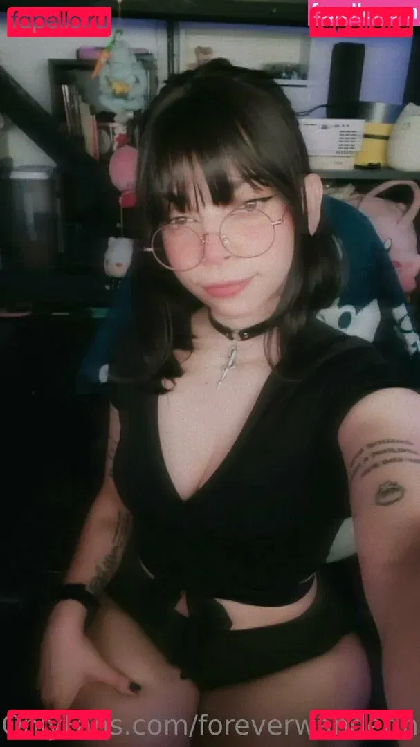 foreverwandering Onlyfans Photo Gallery 