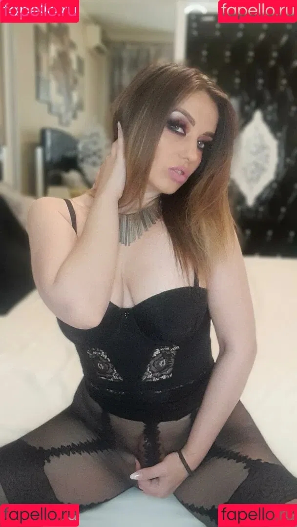 Seducer Diva Onlyfans Photo Gallery 