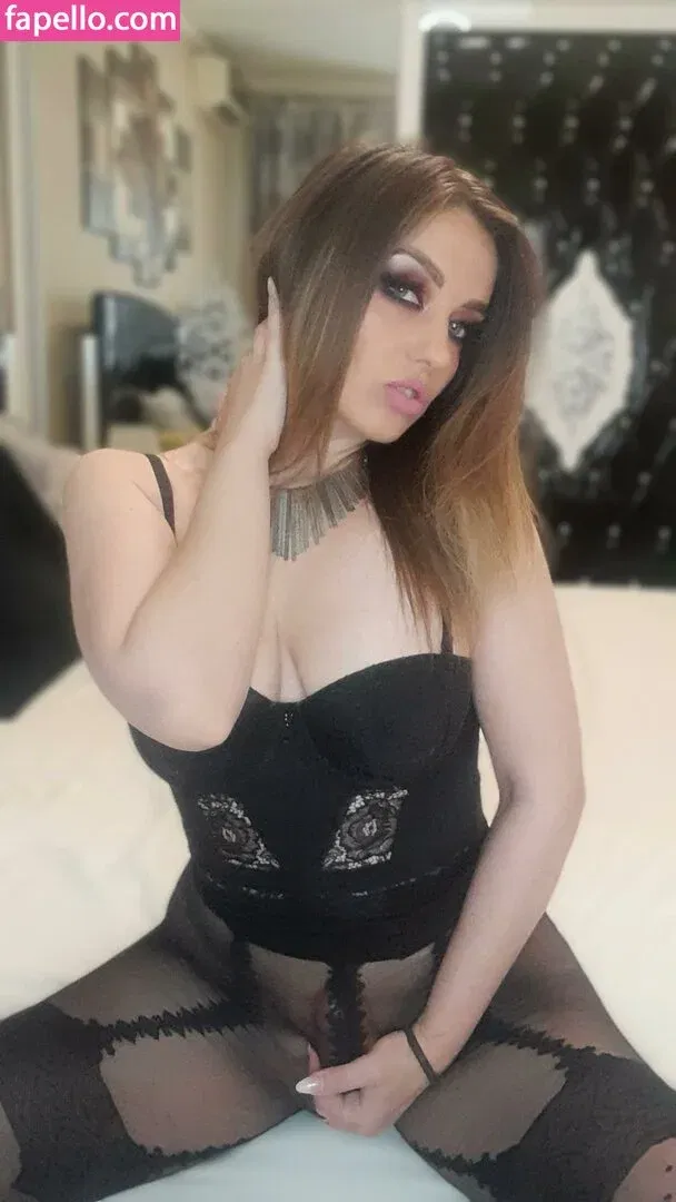 Seducer Diva Onlyfans Photo Gallery 
