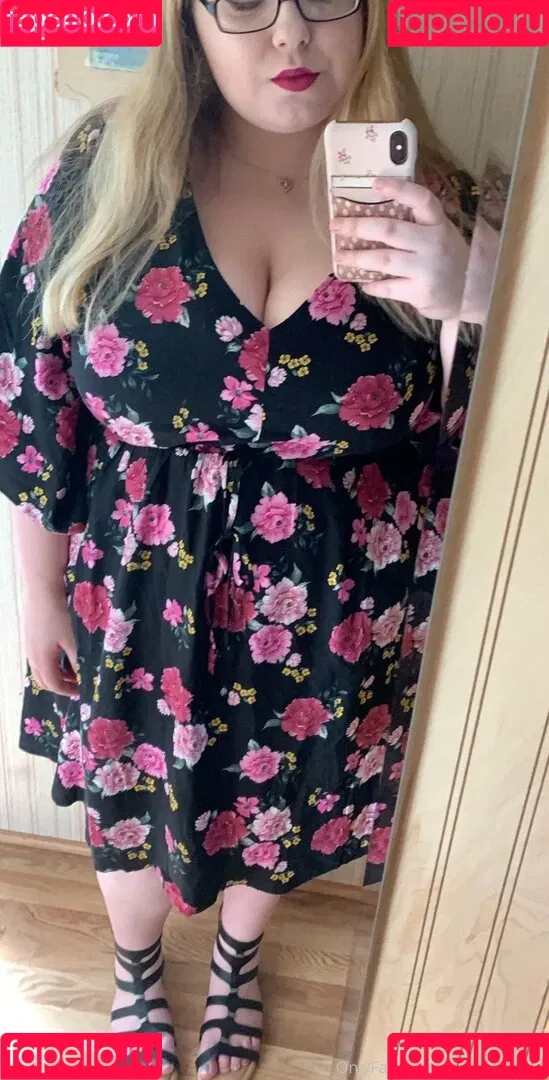 bbwqueeeen Onlyfans Photo Gallery 