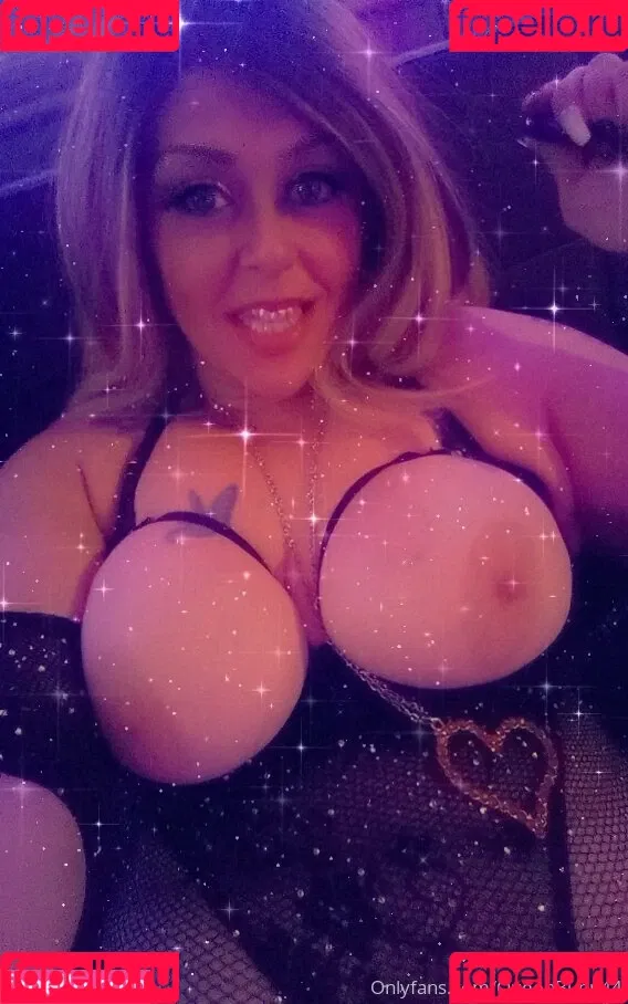 queenbunni44 Onlyfans Photo Gallery 