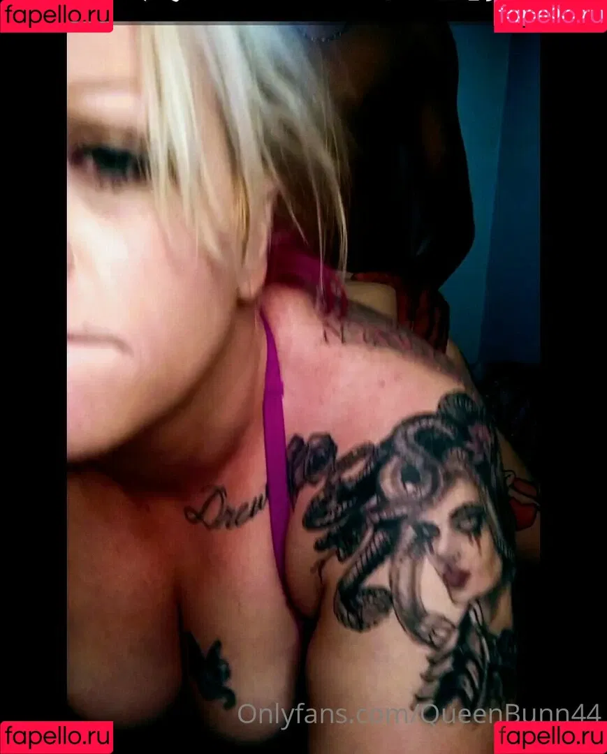 queenbunni44 Onlyfans Photo Gallery 