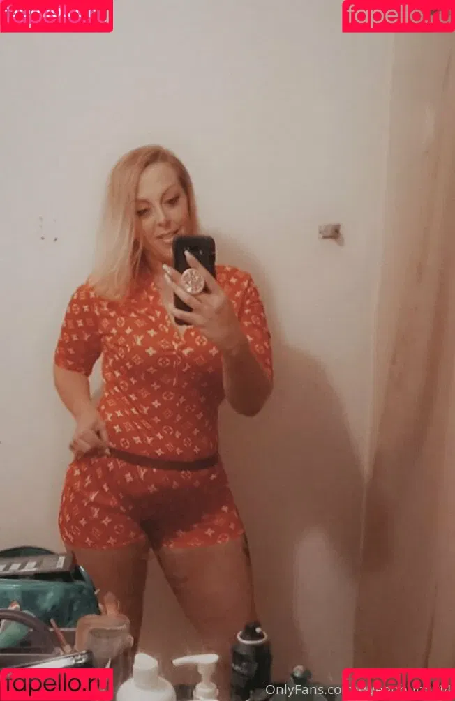 queenbunni44 Onlyfans Photo Gallery 
