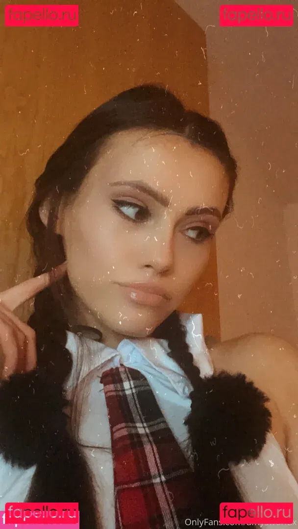 britishamianna Onlyfans Photo Gallery 