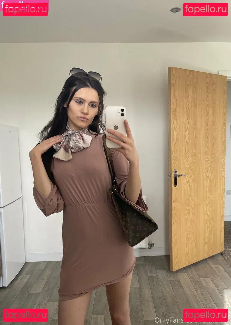 britishamianna Onlyfans Photo Gallery 