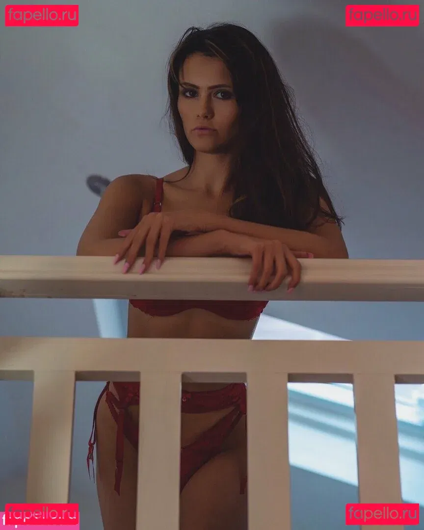 britishamianna Onlyfans Photo Gallery 