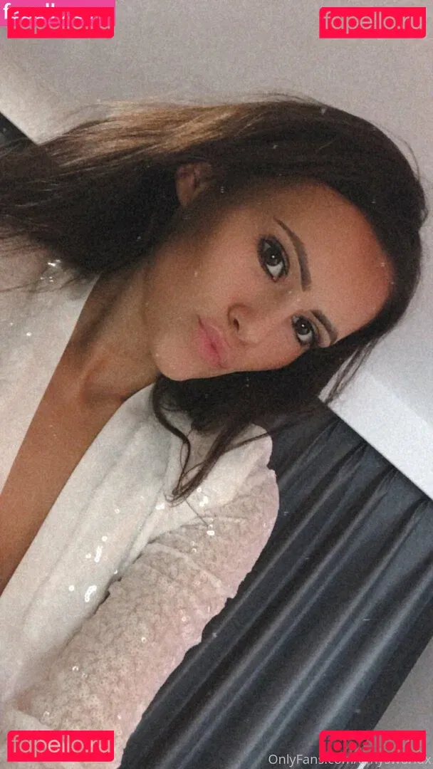 britishamianna Onlyfans Photo Gallery 