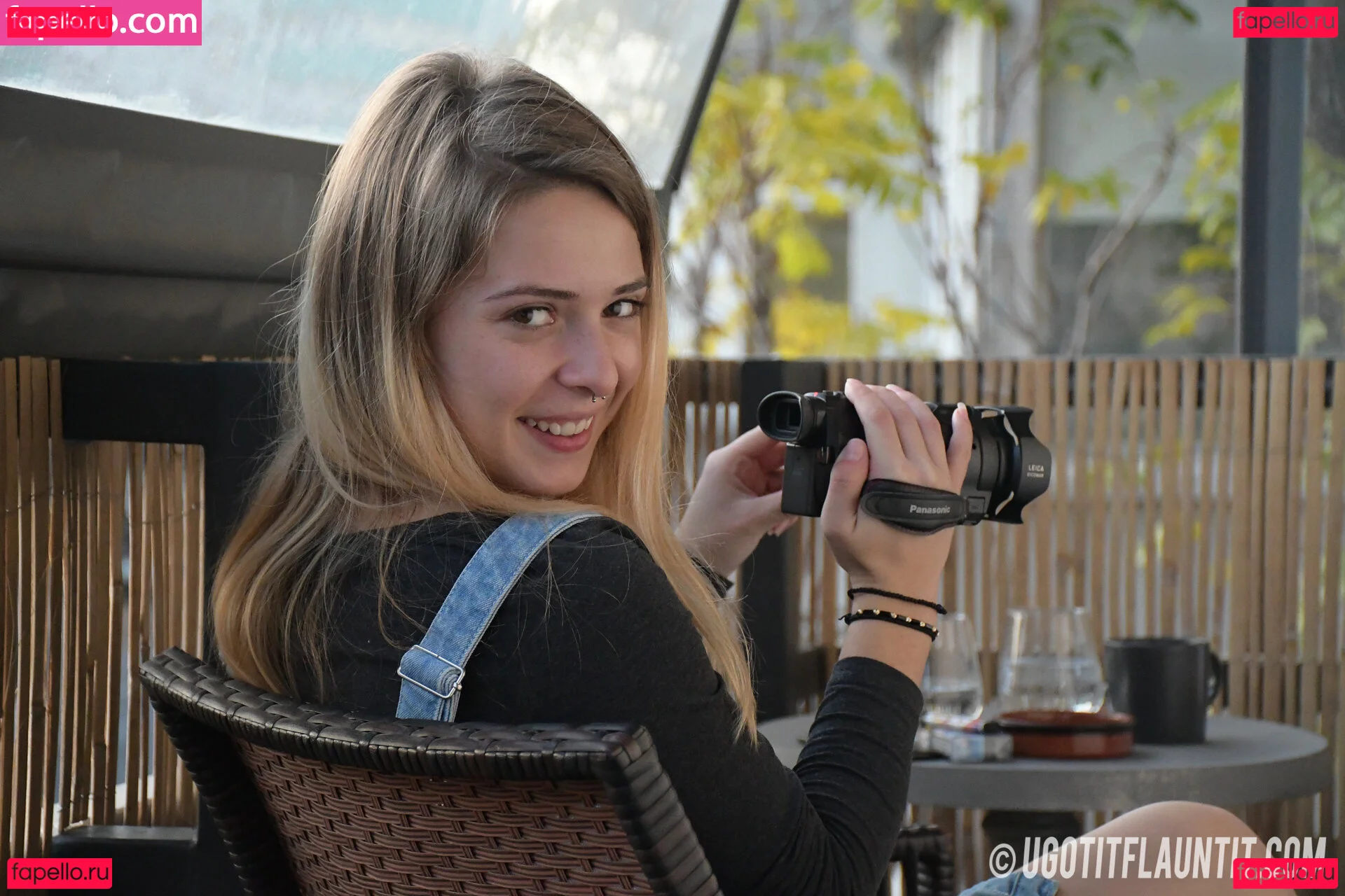 ugotitflauntit.com Onlyfans Photo Gallery 