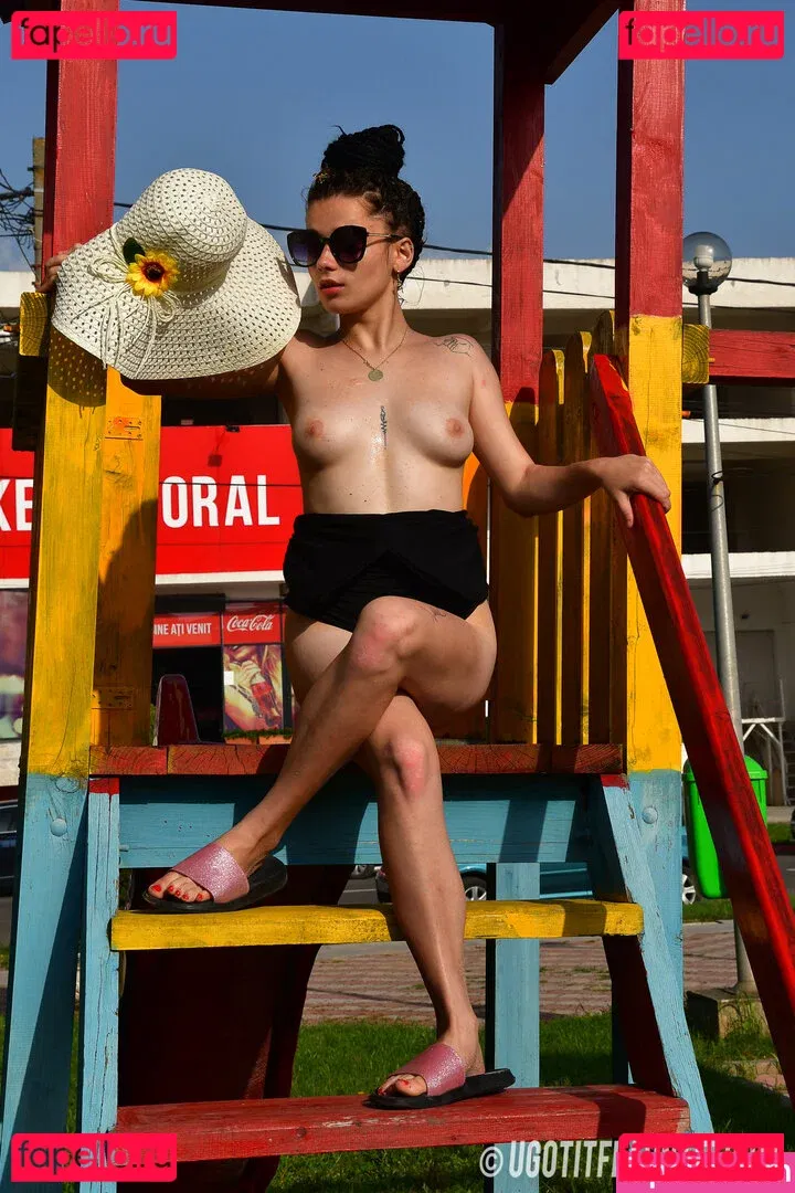 ugotitflauntit.com Onlyfans Photo Gallery 