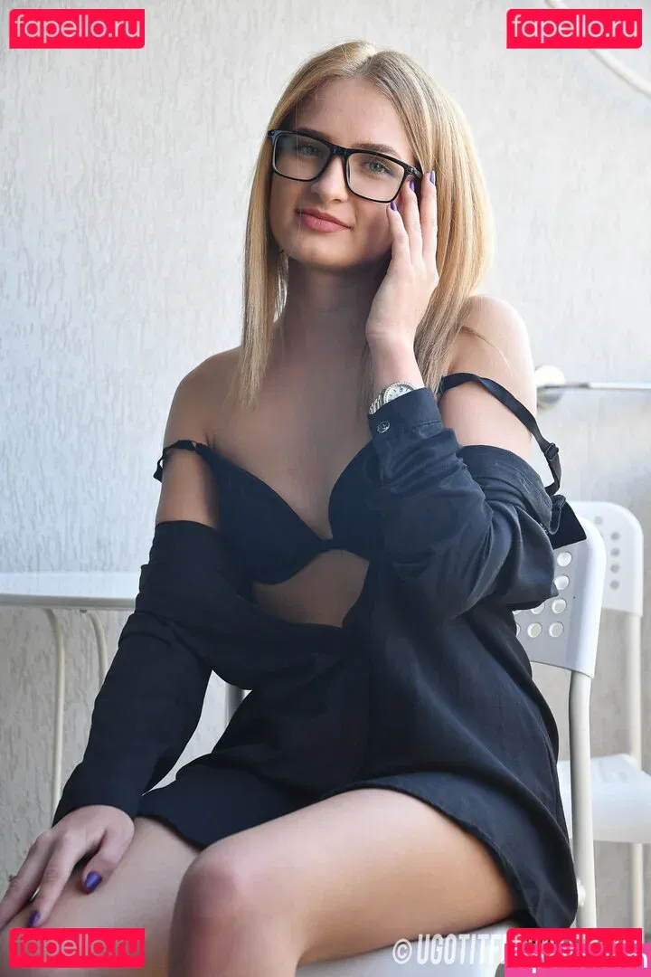 ugotitflauntit.com Onlyfans Photo Gallery 