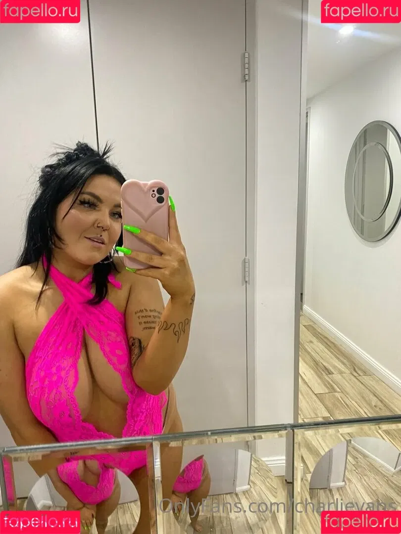 Charli Evans Onlyfans Photo Gallery 