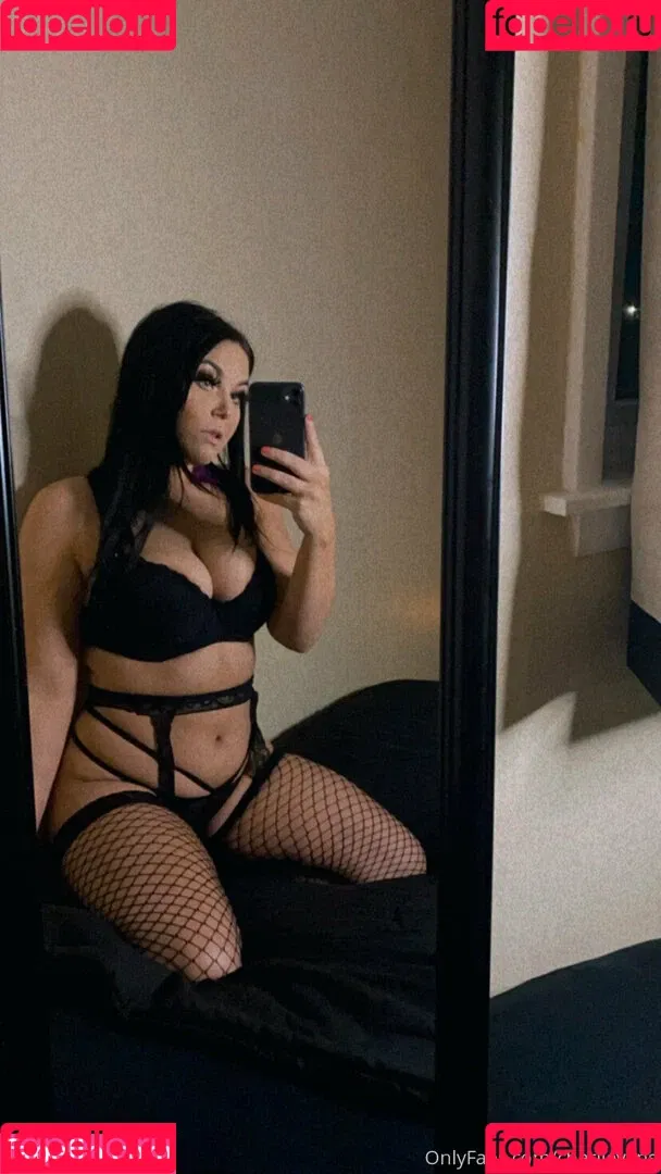 Charli Evans Onlyfans Photo Gallery 
