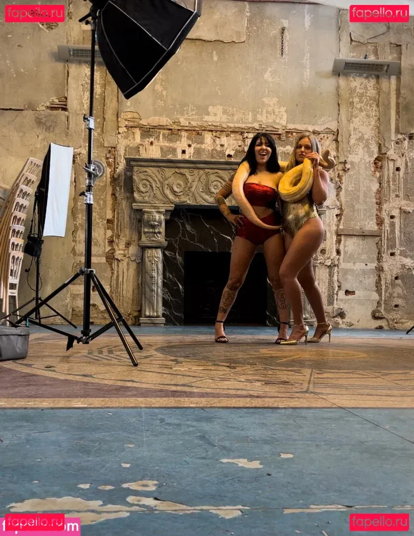 Charli Evans Onlyfans Photo Gallery 