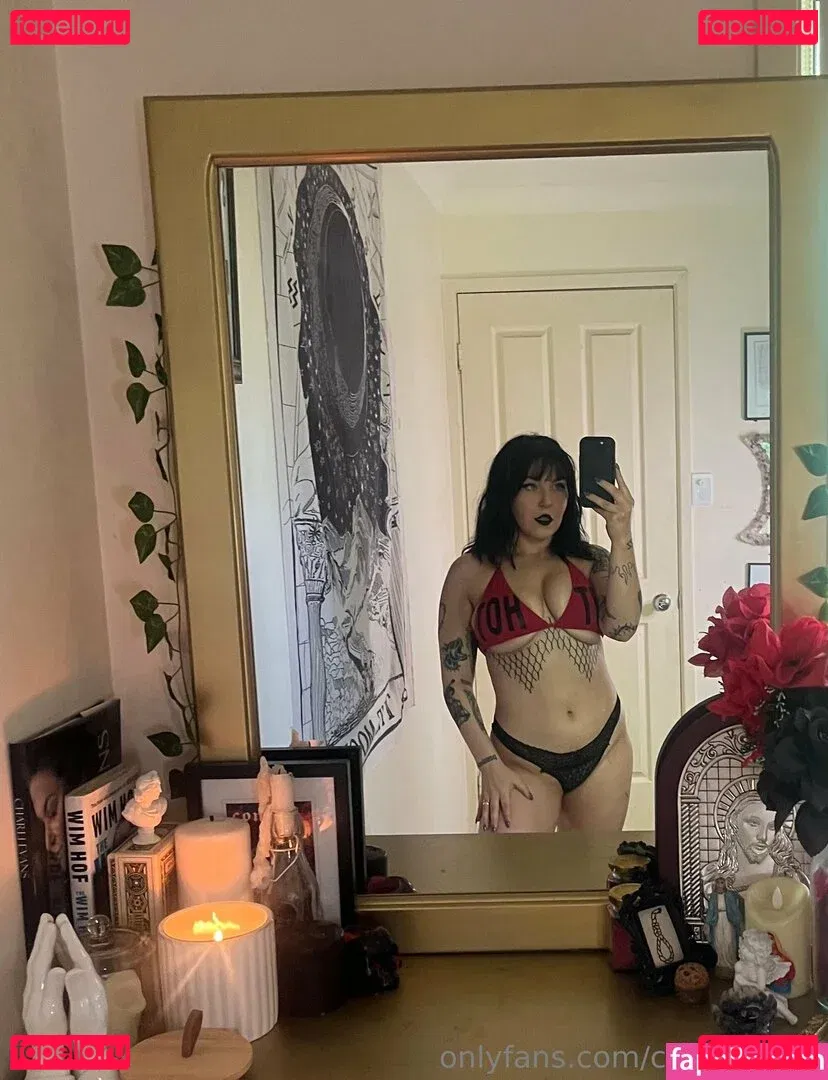 Charli Evans Onlyfans Photo Gallery 