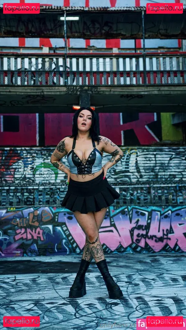 Charli Evans Onlyfans Photo Gallery 