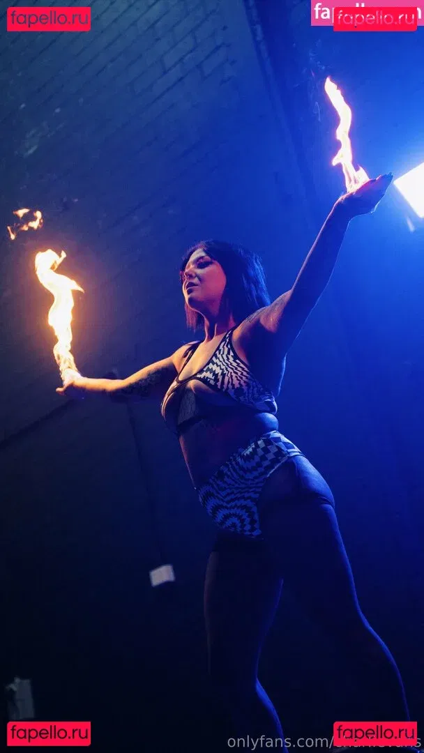 Charli Evans Onlyfans Photo Gallery 