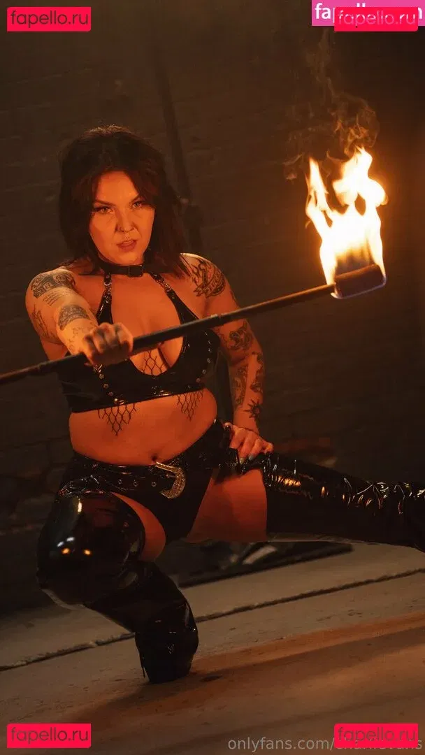 Charli Evans Onlyfans Photo Gallery 