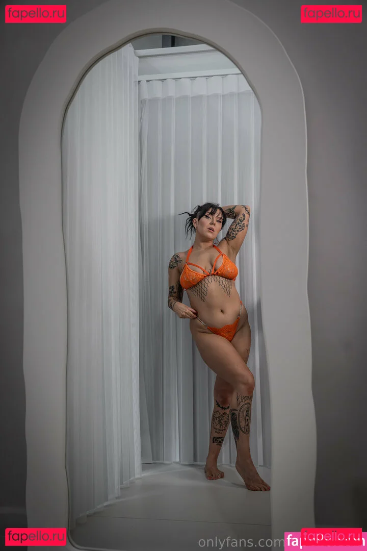 Charli Evans Onlyfans Photo Gallery 