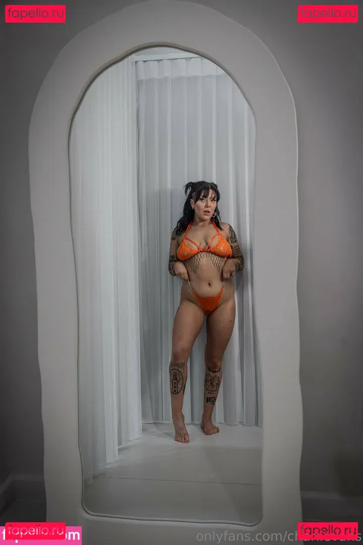 Charli Evans Onlyfans Photo Gallery 