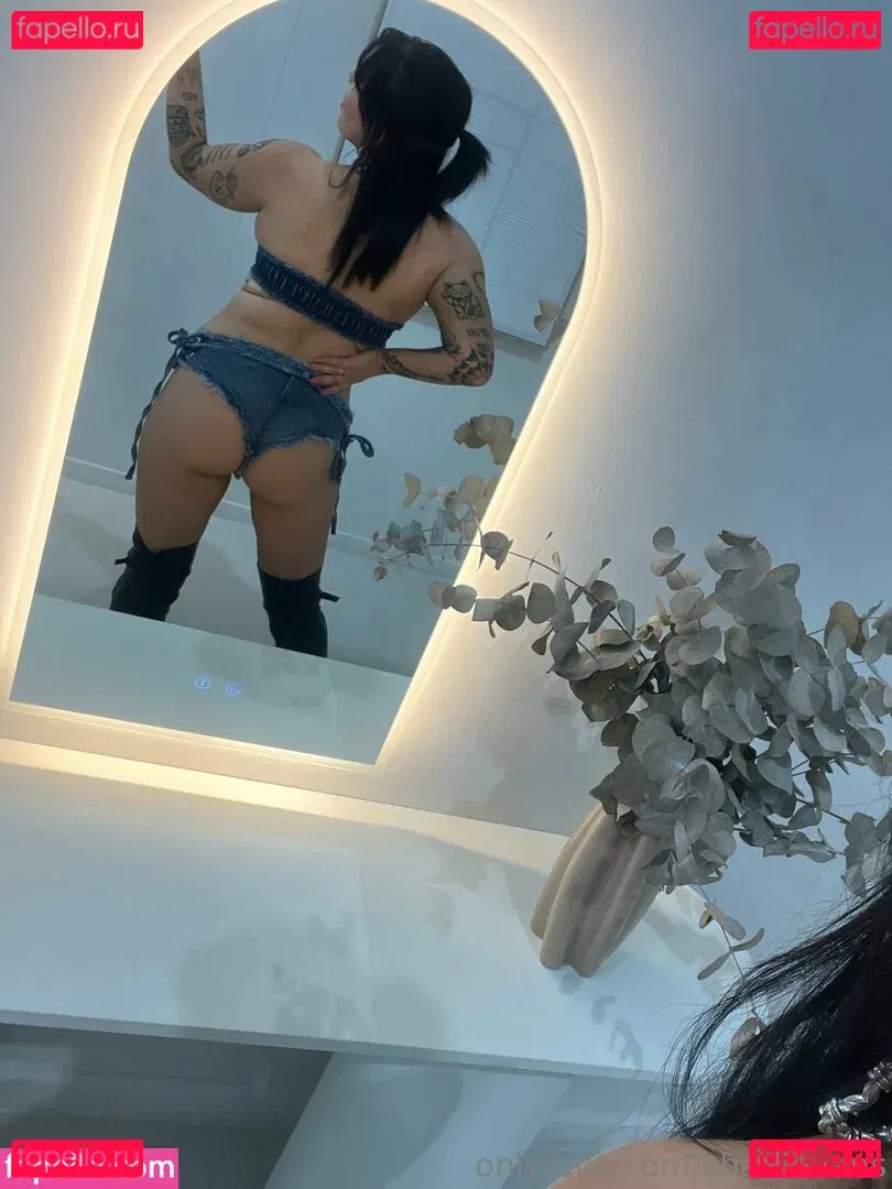 Charli Evans Onlyfans Photo Gallery 