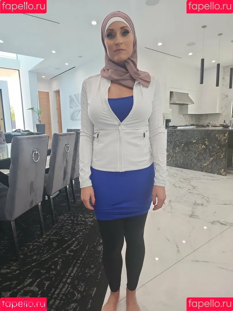 alyssiavera Onlyfans Photo Gallery 