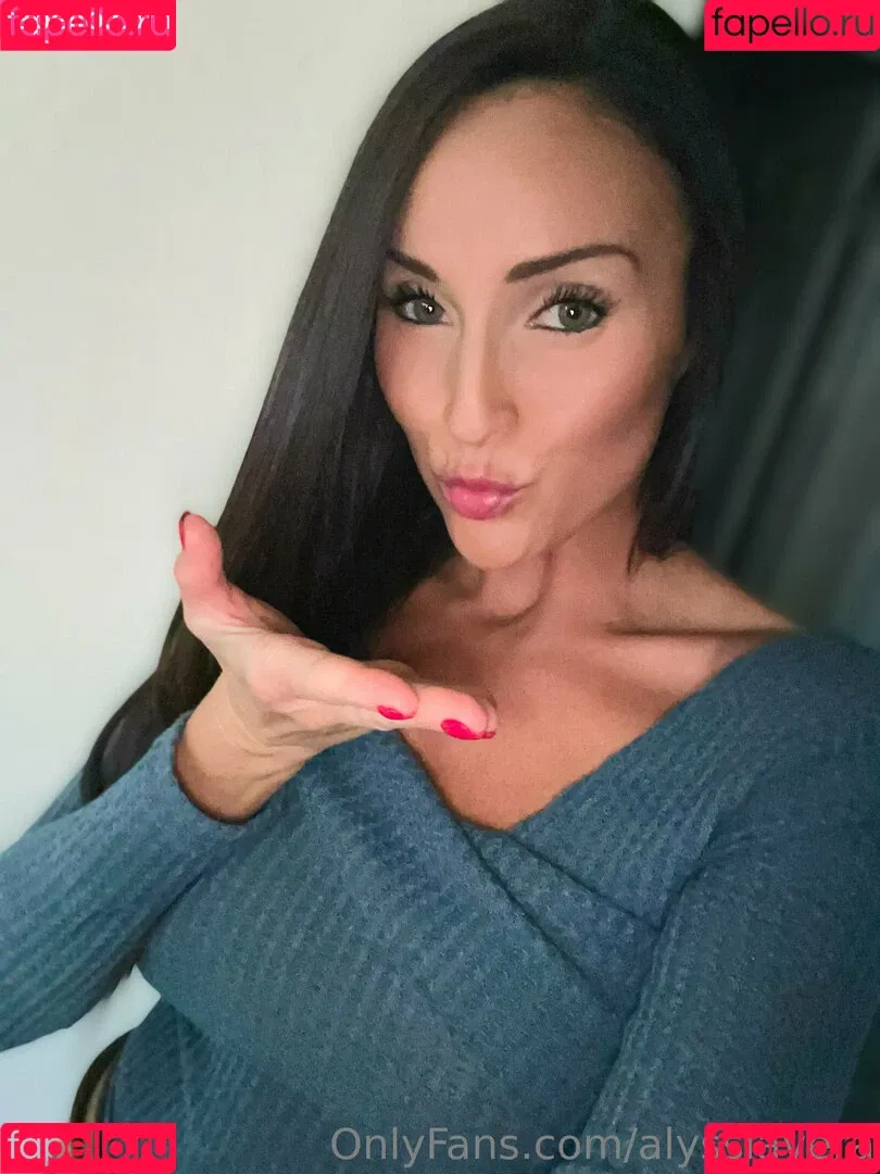 alyssiavera Onlyfans Photo Gallery 