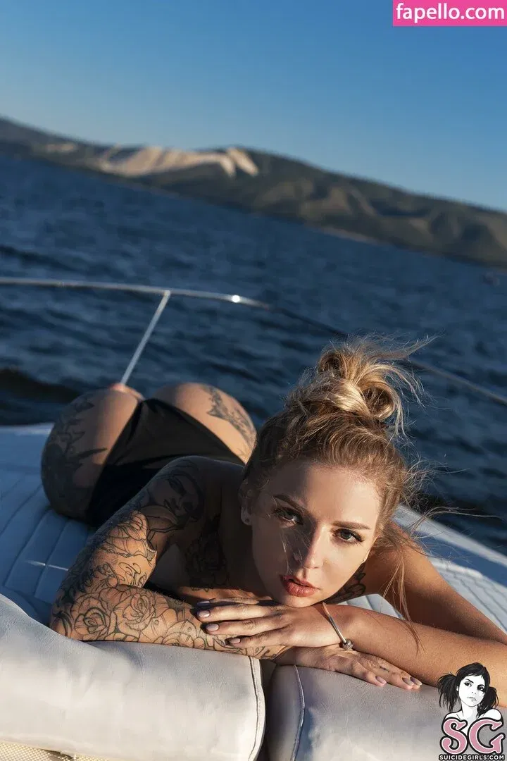 Elisarose Onlyfans Photo Gallery 