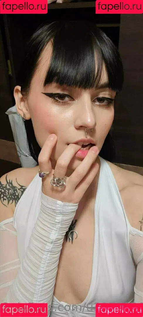 nefer_titi_xxx Onlyfans Photo Gallery 